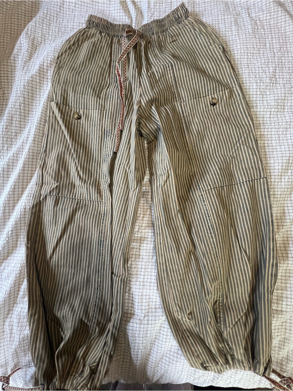Lime Lush barrel pants never worn NWT